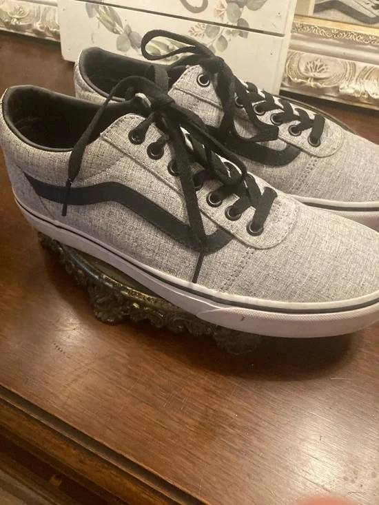 Vans Men’s Gray Canvas Old Skool Sneakers with Black Stripe Size 9.5 Men’s - Picture 11 of 15